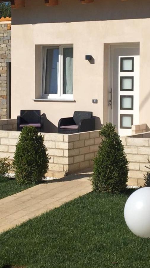 Home Holiday "Da Mamma" Alba  Luaran gambar
